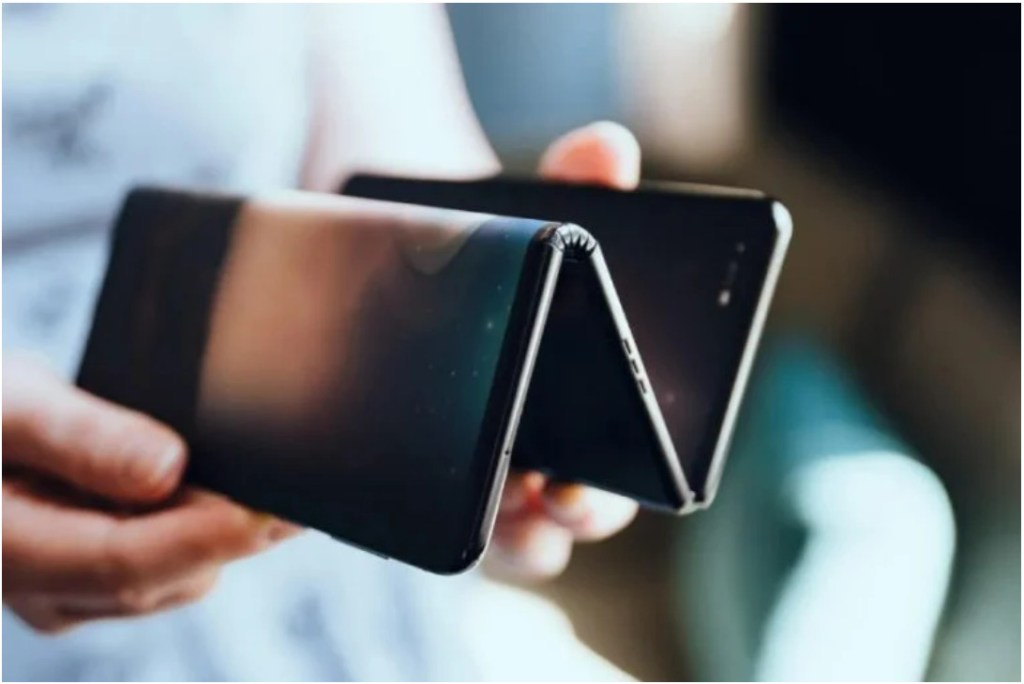 Rumor: Huawei Kembangkan Tri-Folding Smartphone, Dirilis dalam Waktu&nbsp;Dekat